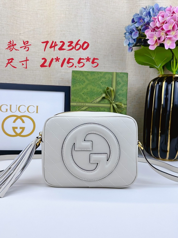 激安グッチバッグコピー正面デザイン